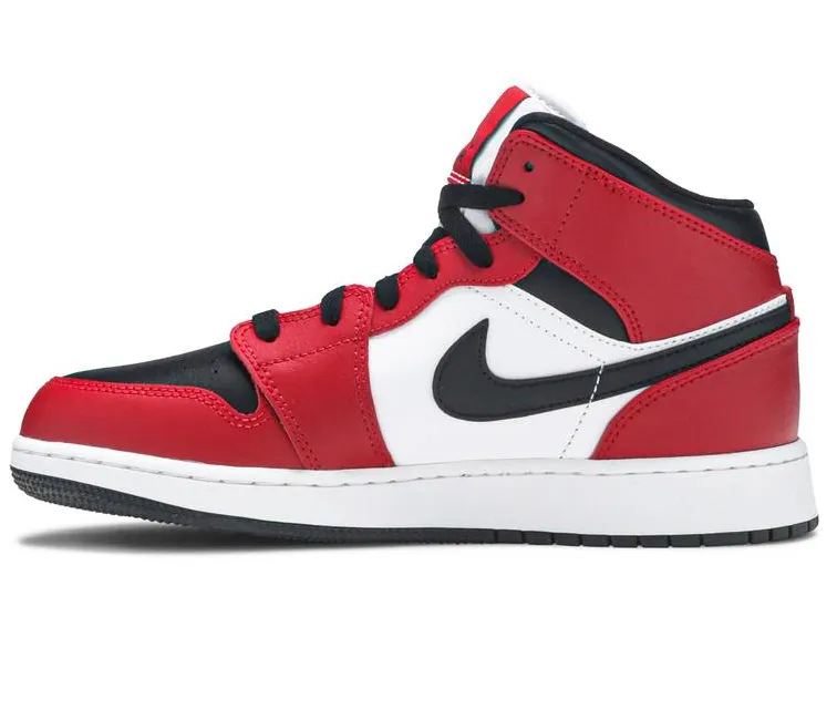 Men's Nike Air Jordan 1 Mid (Chicago Black Toe)