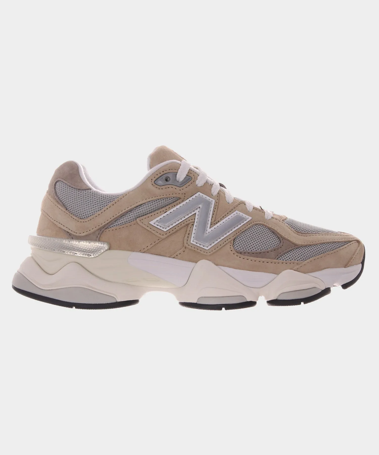 New Balance 9060 in Beige / Grey