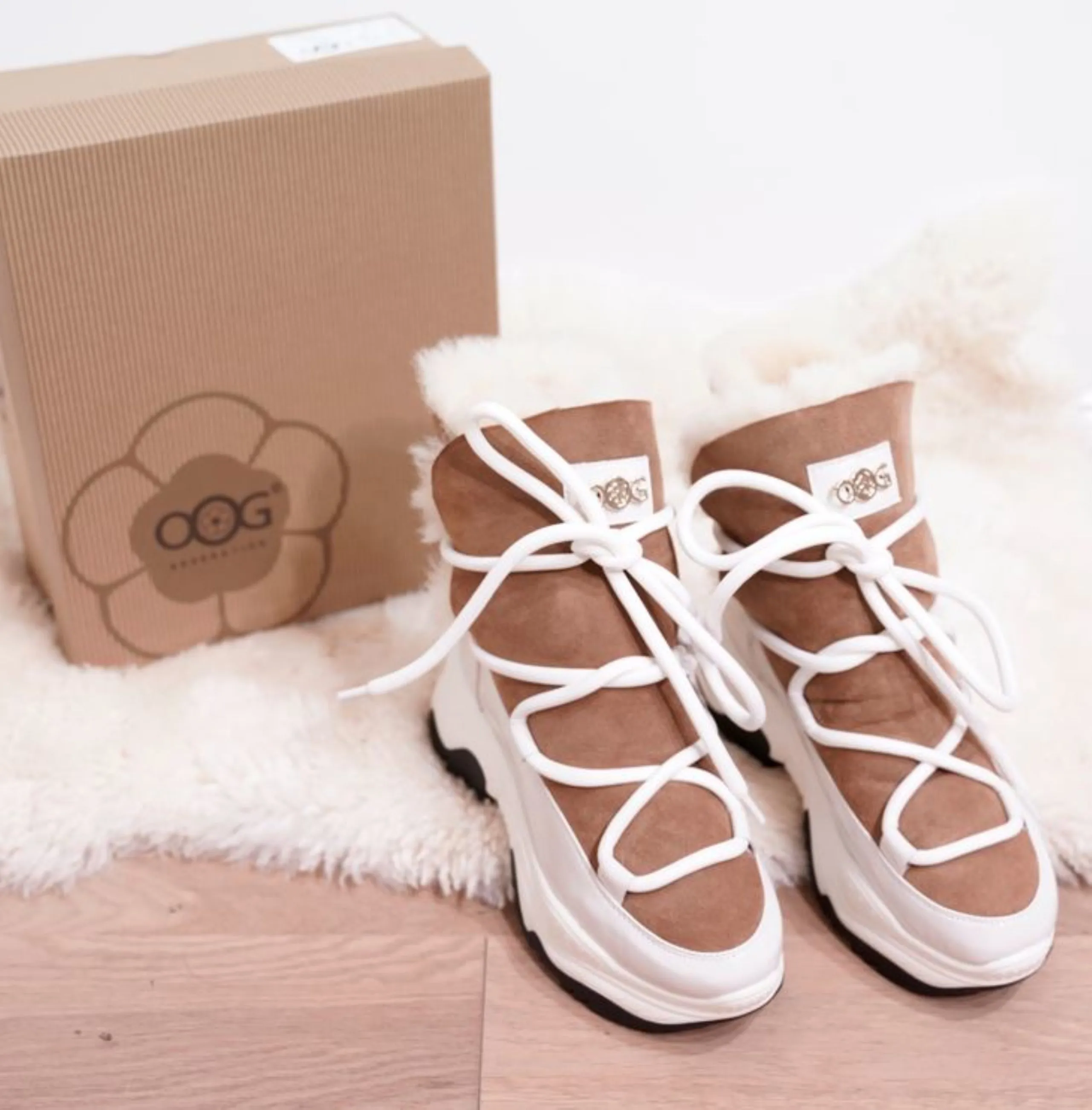 OOG SNEAKERS Mit Lammfell PARISER OB7182