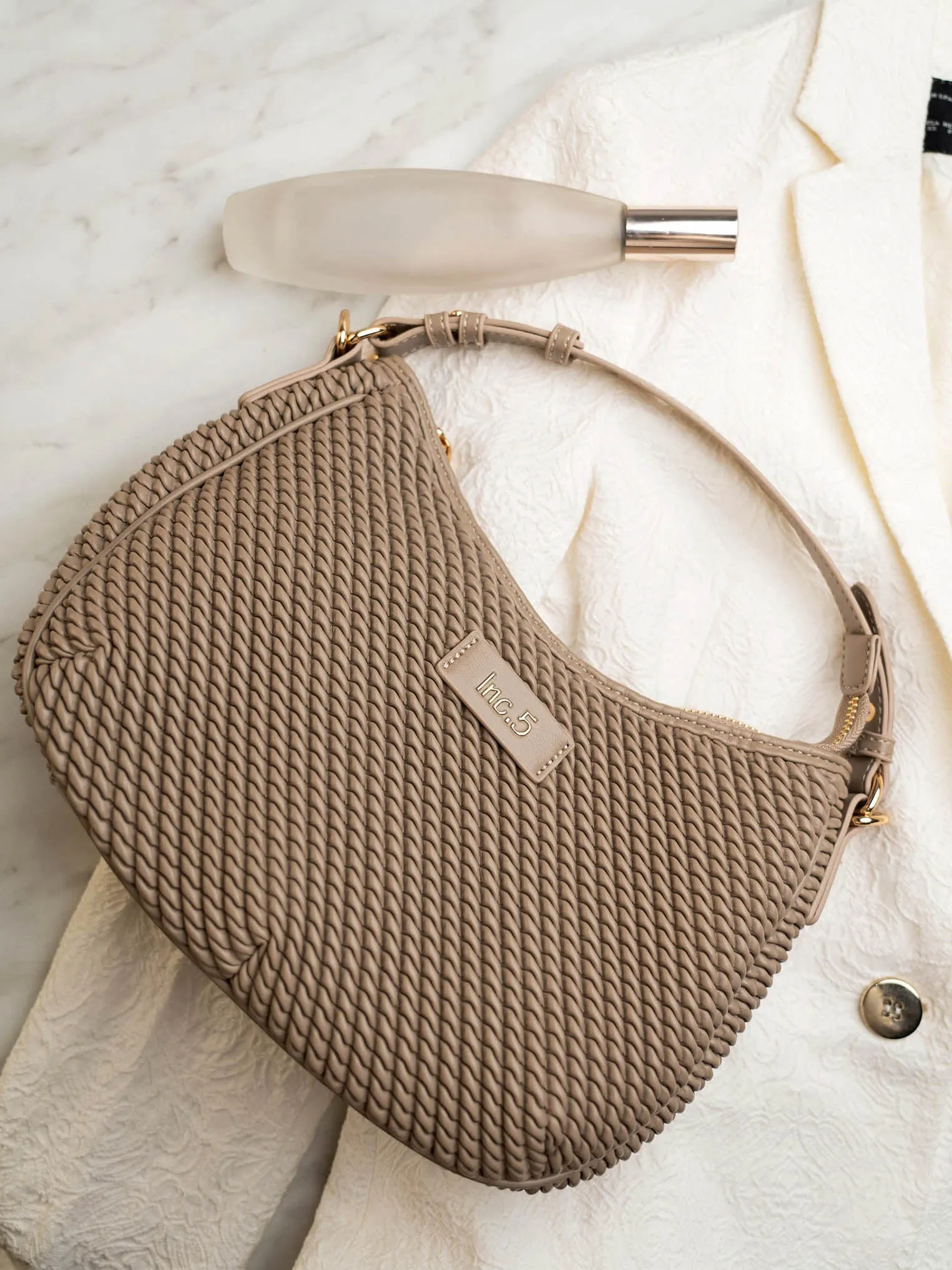 Quilt Grey Structured Handheld Hobo Bag