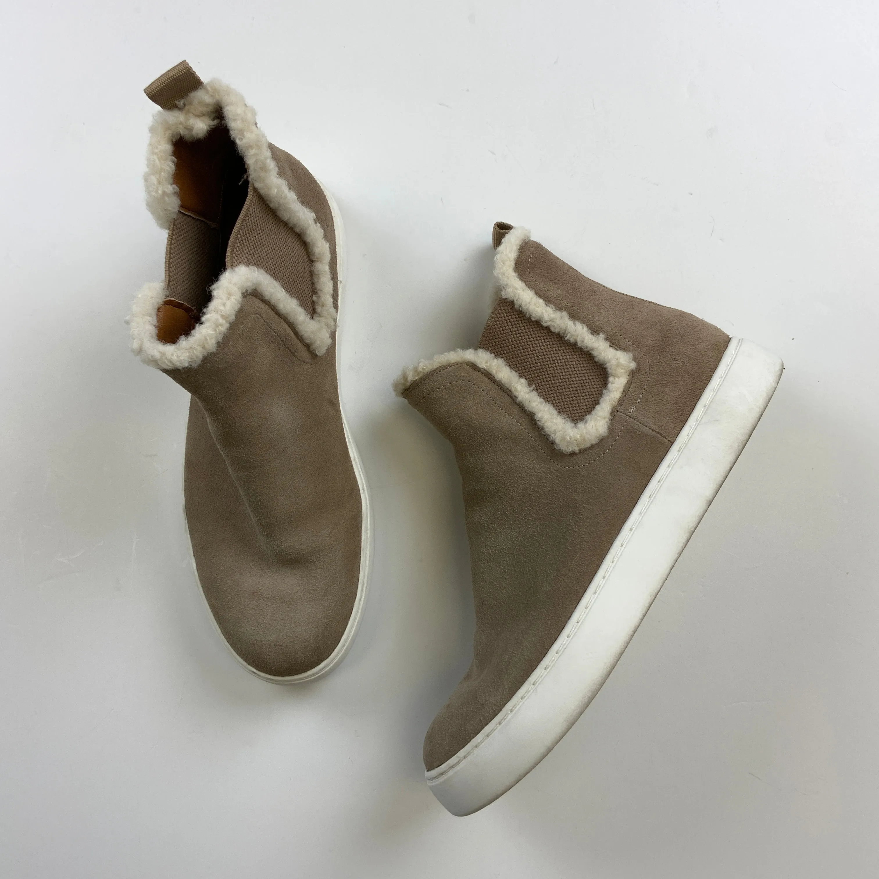 Shoes Sneakers By Lucky Brand In Taupe, Size: 9