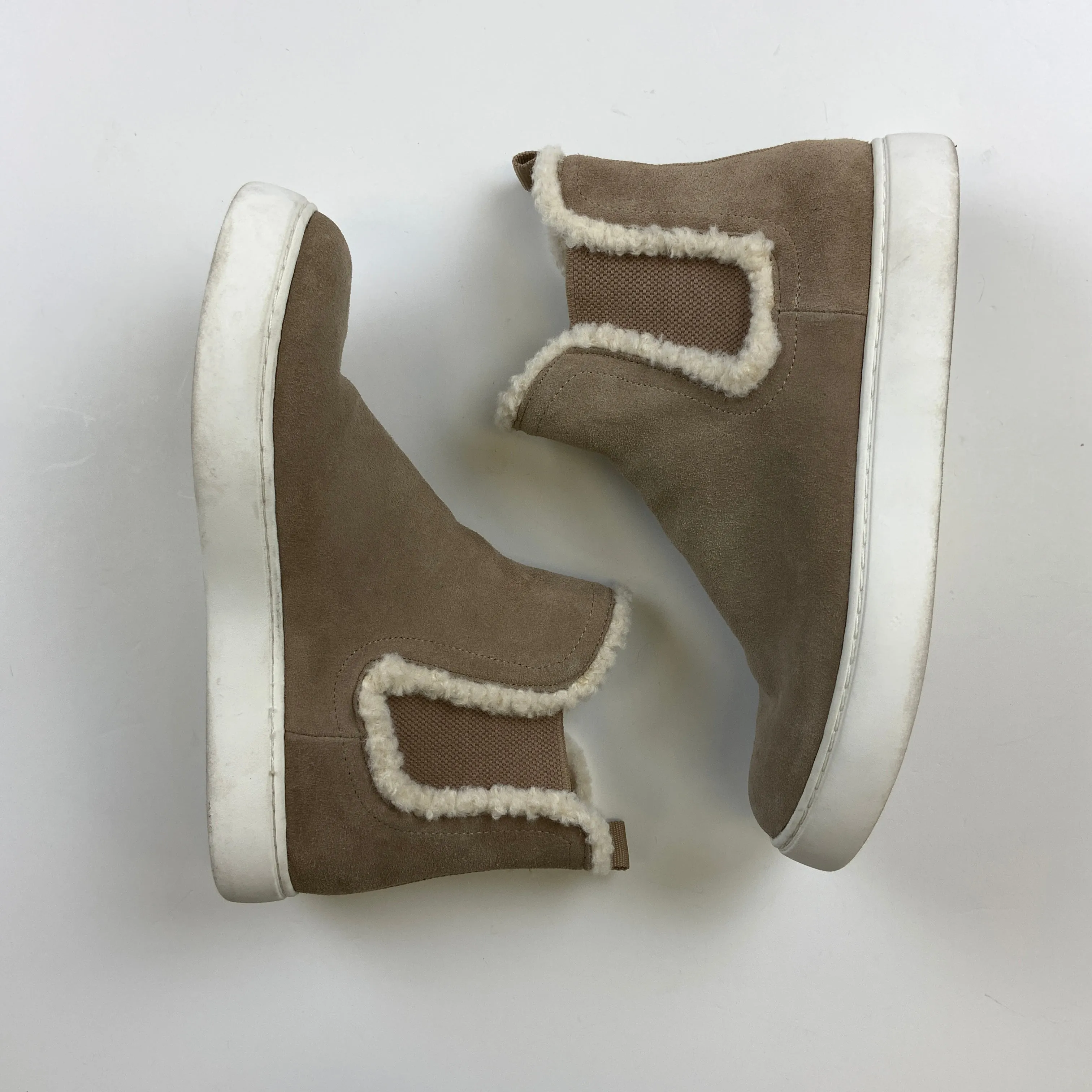 Shoes Sneakers By Lucky Brand In Taupe, Size: 9