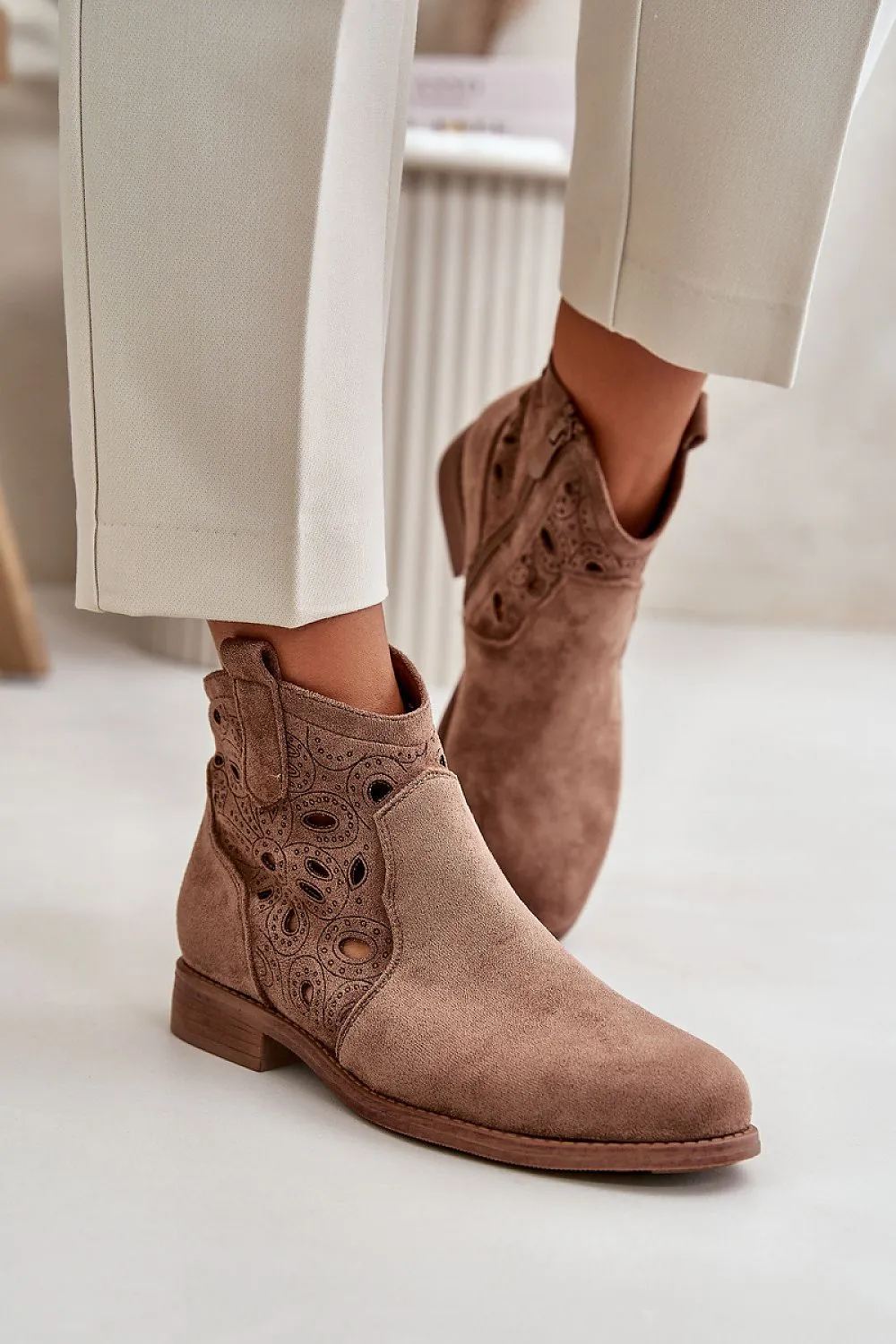 TEEK - Suede Side Design Ankle Boots