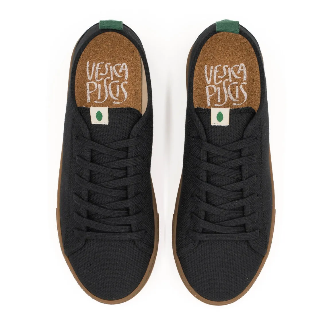 Vegan sneaker black NIK012