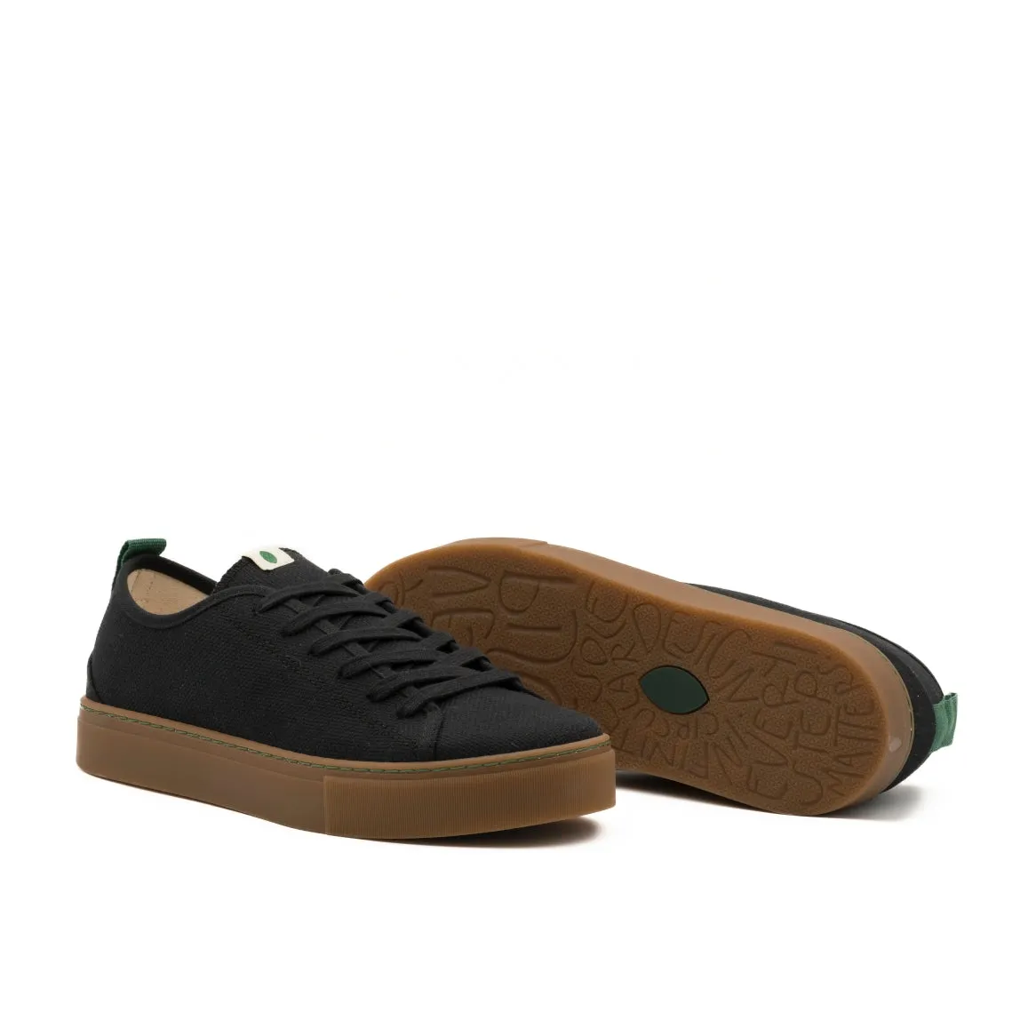 Vegan sneaker black NIK012