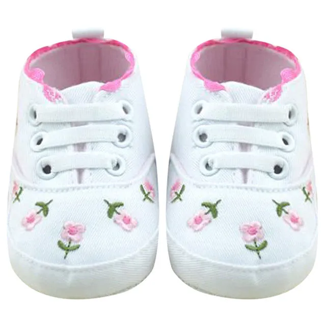 White Lace Floral Embroidered Baby Girl Shoes