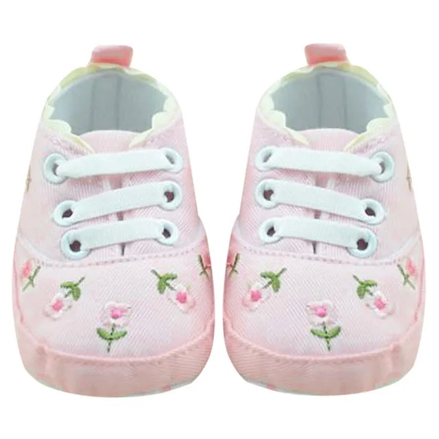 White Lace Floral Embroidered Baby Girl Shoes