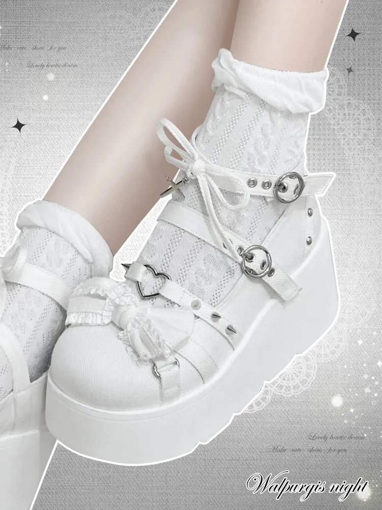 Witch's Sweetheart Platform Shoes